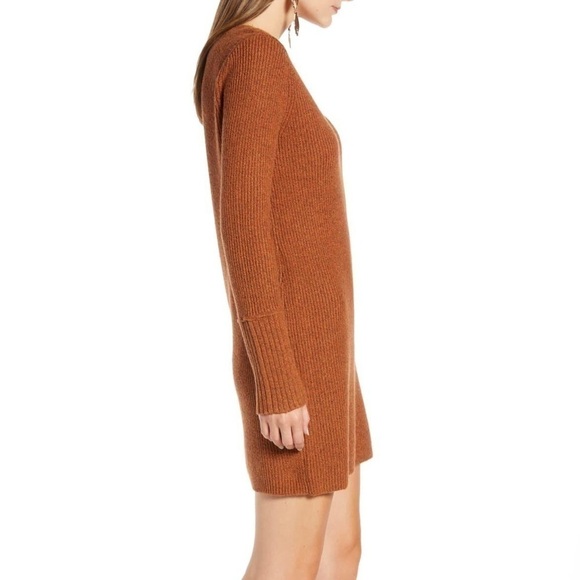 Something Navy Fitted Long Sleeve Tunic Sweater - Picture 2 of 11